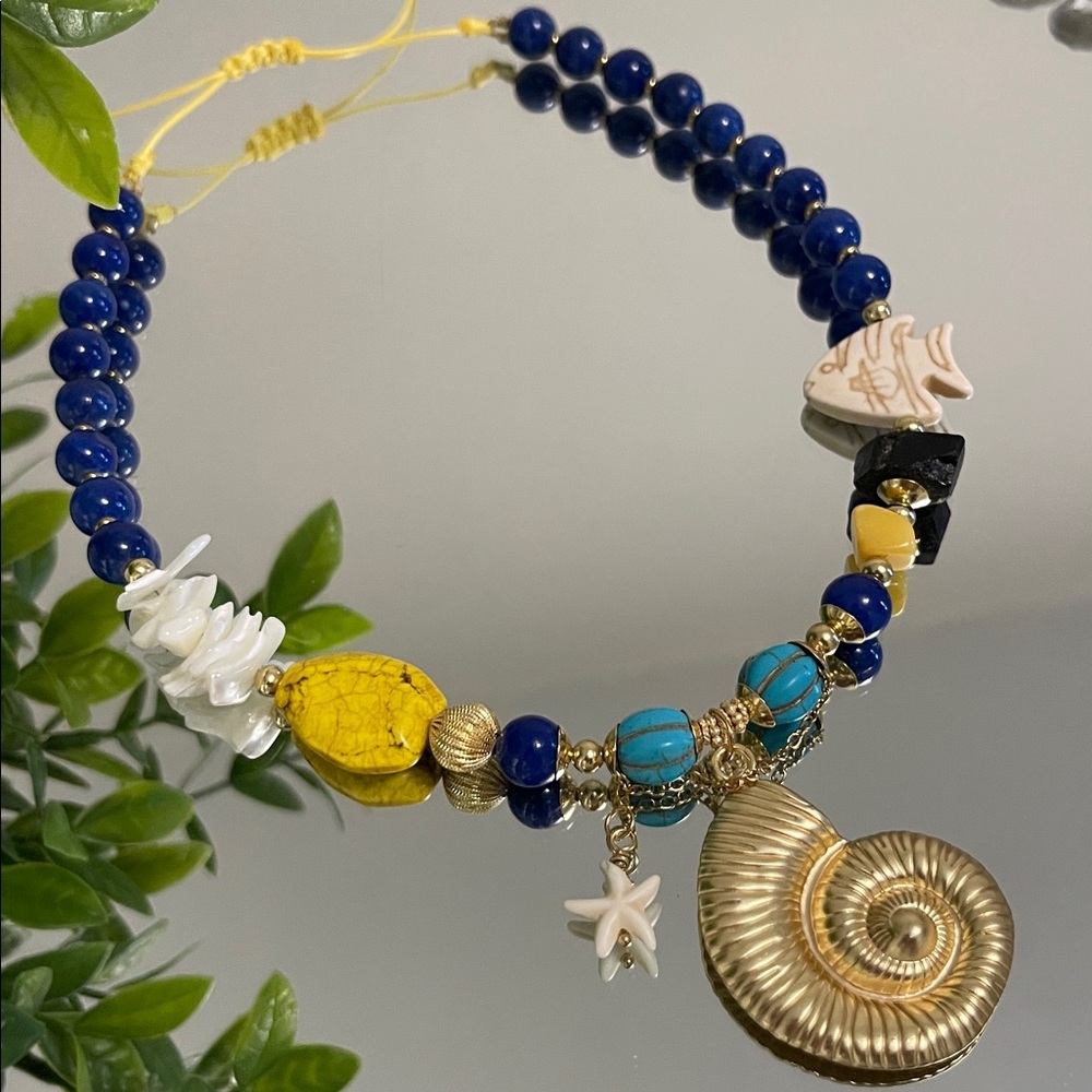 Elegant Blue and Gold Shell Necklace - Picture 5 of 5